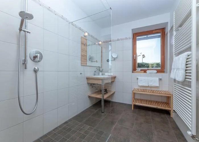 Moesslacher's * Hermagor-Pressegger See